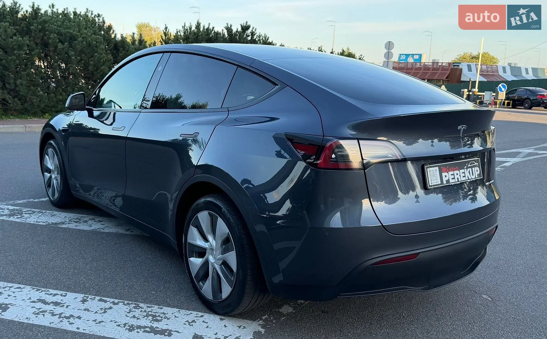 2023 Tesla Model Y - мініатюра 8