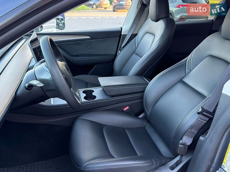 Позашляховик / Кросовер Tesla Model Y 2023 в Києві