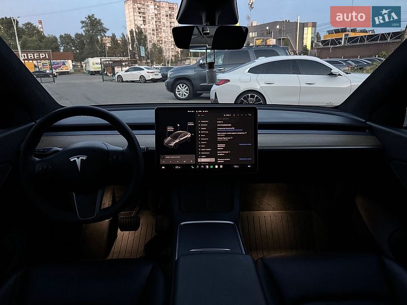 Внедорожник / Кроссовер Tesla Model Y 2021 в Киеве фото 18 Внедорожник / Кроссовер Tesla Model Y 2021 в Киеве