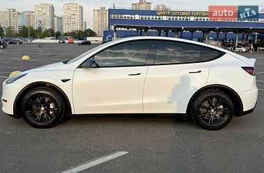 Позашляховик / Кросовер Tesla Model Y 2020 в Києві