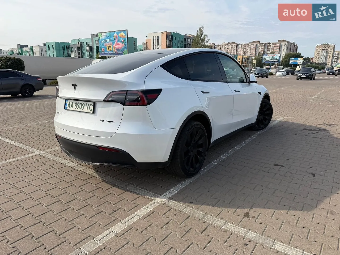 2023 Tesla Model Y - мініатюра 4