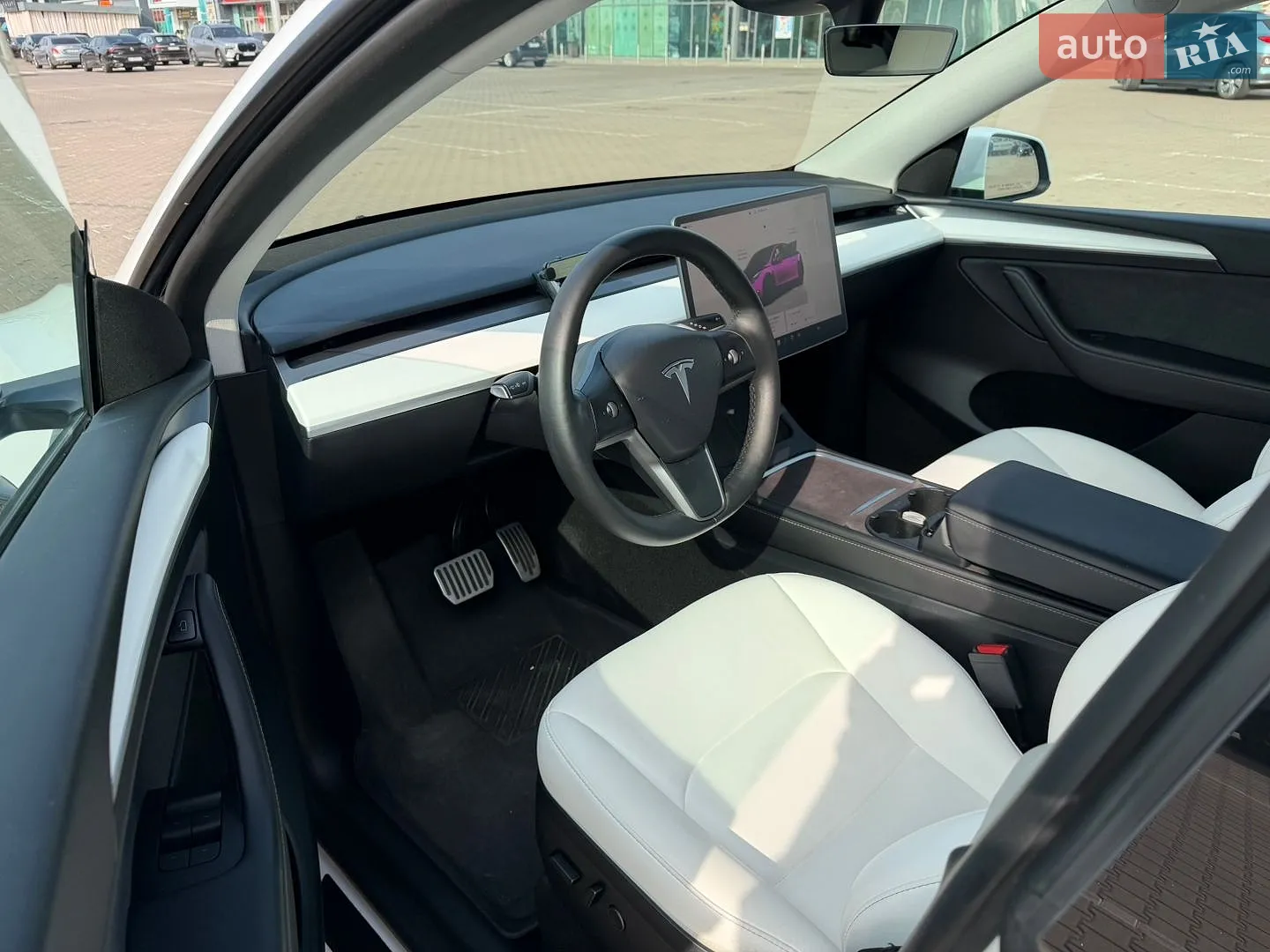 2023 Tesla Model Y - мініатюра 8