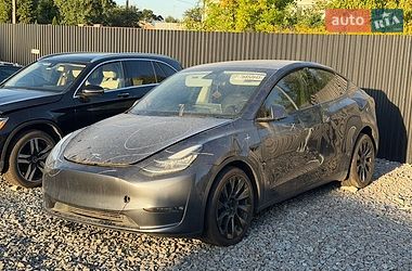 Позашляховик / Кросовер Tesla Model Y 2022 в Львові