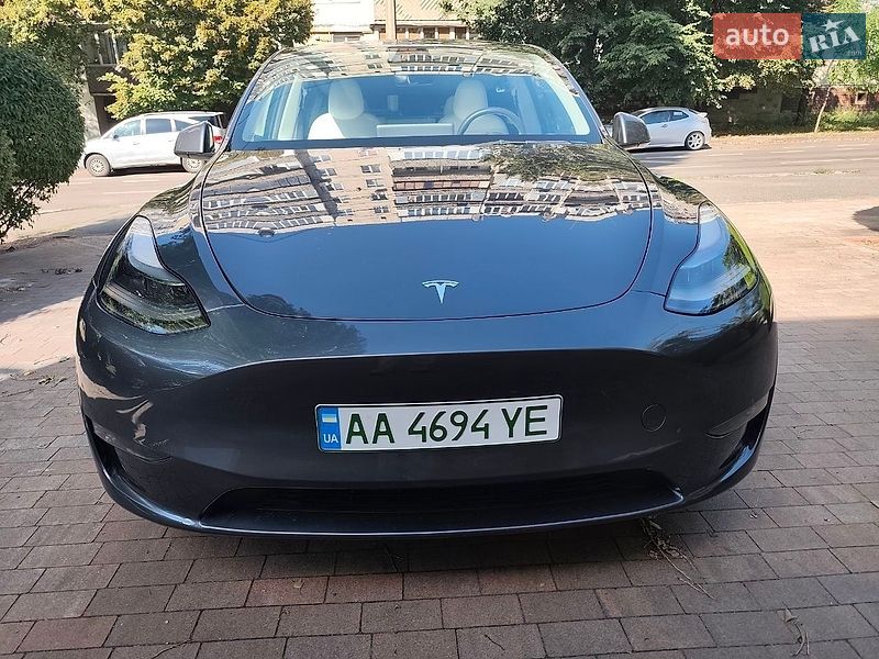 Tesla Model Y 2023 Tesla Model Y 2023