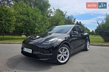 Внедорожник / Кроссовер Tesla Model Y 2023 в Львове Внедорожник / Кроссовер Tesla Model Y 2023 в Львове