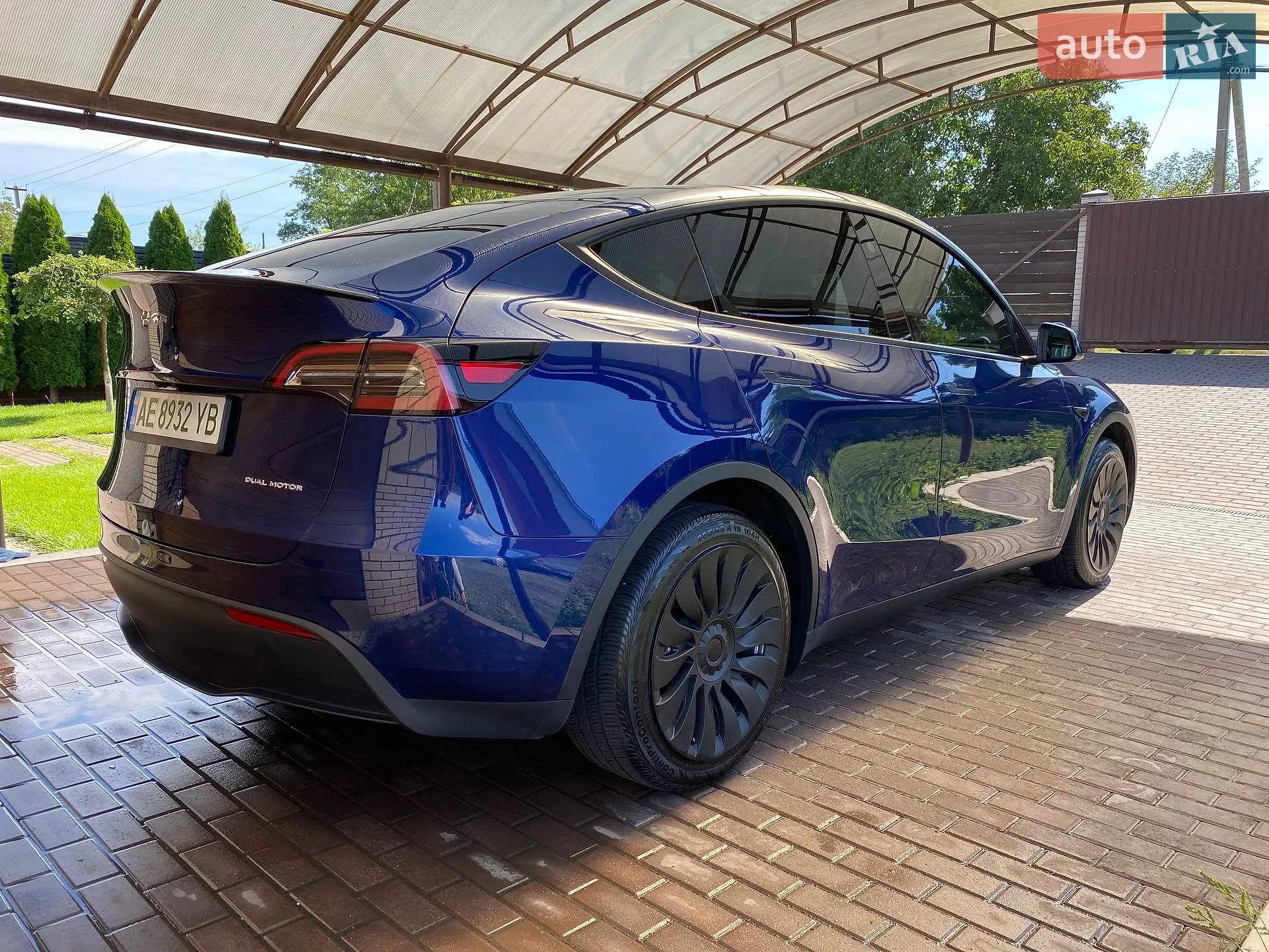 2024 Tesla Model Y - мініатюра 3