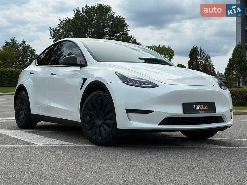Позашляховик / Кросовер Tesla Model Y 2021 в Києві