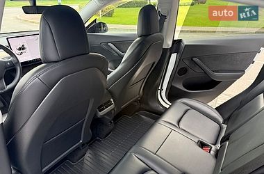 Позашляховик / Кросовер Tesla Model Y 2021 в Києві