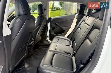 Позашляховик / Кросовер Tesla Model Y 2021 в Києві