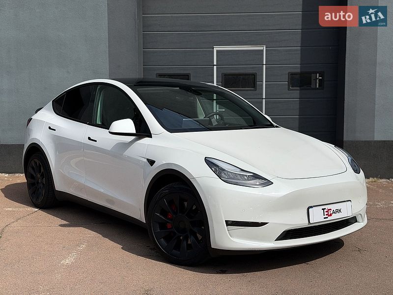Tesla Model Y 2021