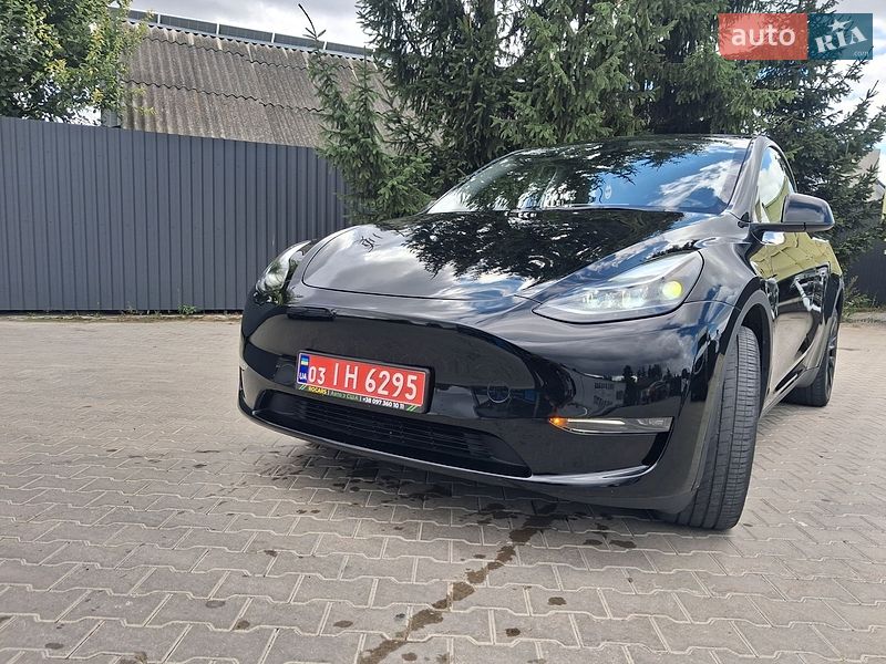 Позашляховик / Кросовер Tesla Model Y 2024 в Ланівці