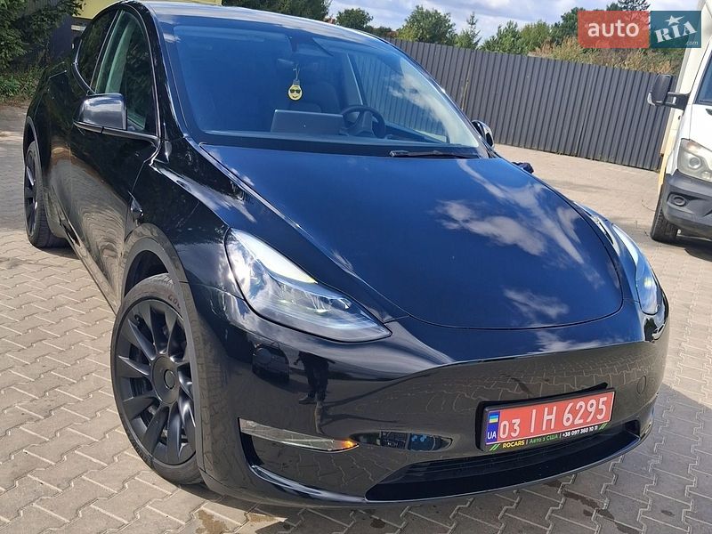 Позашляховик / Кросовер Tesla Model Y 2024 в Ланівці