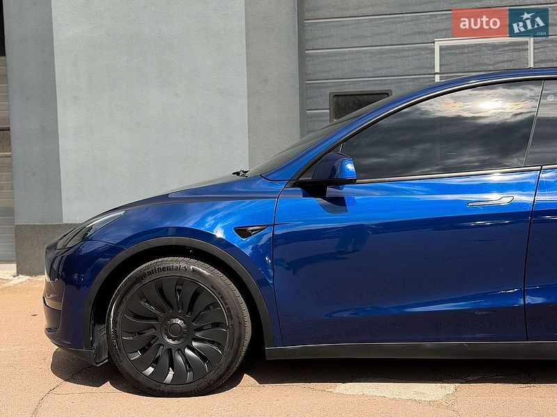Внедорожник / Кроссовер Tesla Model Y 2023 в Киеве фото 4 Внедорожник / Кроссовер Tesla Model Y 2023 в Киеве