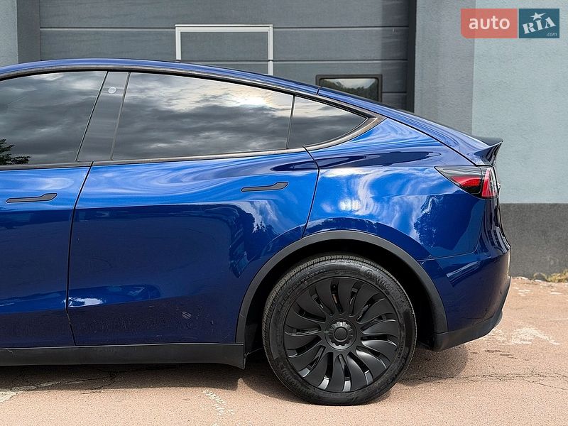 Внедорожник / Кроссовер Tesla Model Y 2023 в Киеве фото 6 Внедорожник / Кроссовер Tesla Model Y 2023 в Киеве