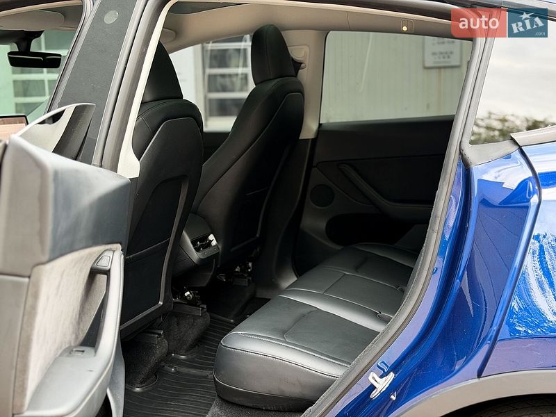 Внедорожник / Кроссовер Tesla Model Y 2023 в Киеве фото 14 Внедорожник / Кроссовер Tesla Model Y 2023 в Киеве