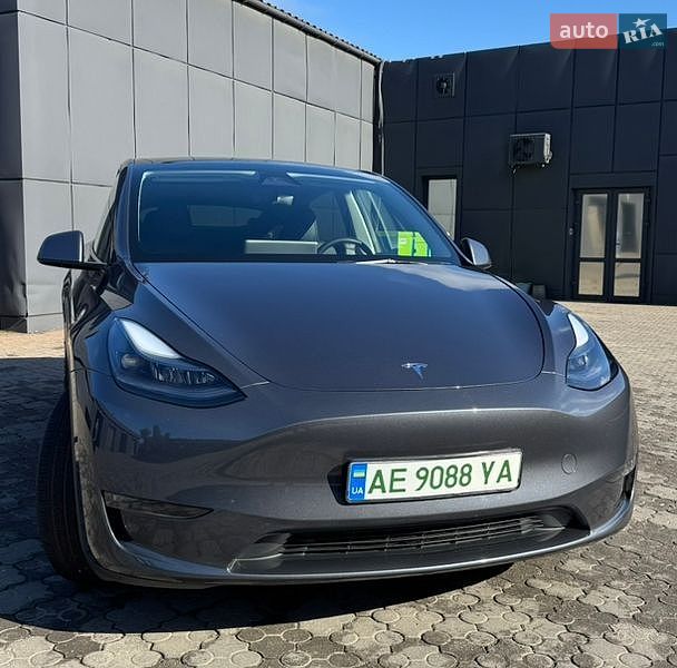 Tesla Model Y 2023 Tesla Model Y 2023