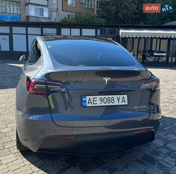 Позашляховик / Кросовер Tesla Model Y 2023 в Кривому Розі фото 5 Позашляховик / Кросовер Tesla Model Y 2023 в Кривому Розі