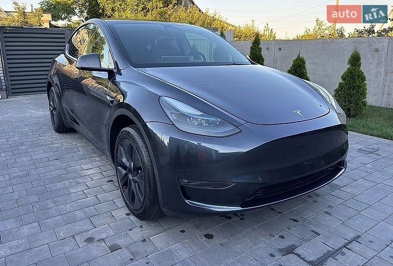 Внедорожник / Кроссовер Tesla Model Y 2024 в Ивано-Франковске фото 3 Внедорожник / Кроссовер Tesla Model Y 2024 в Ивано-Франковске