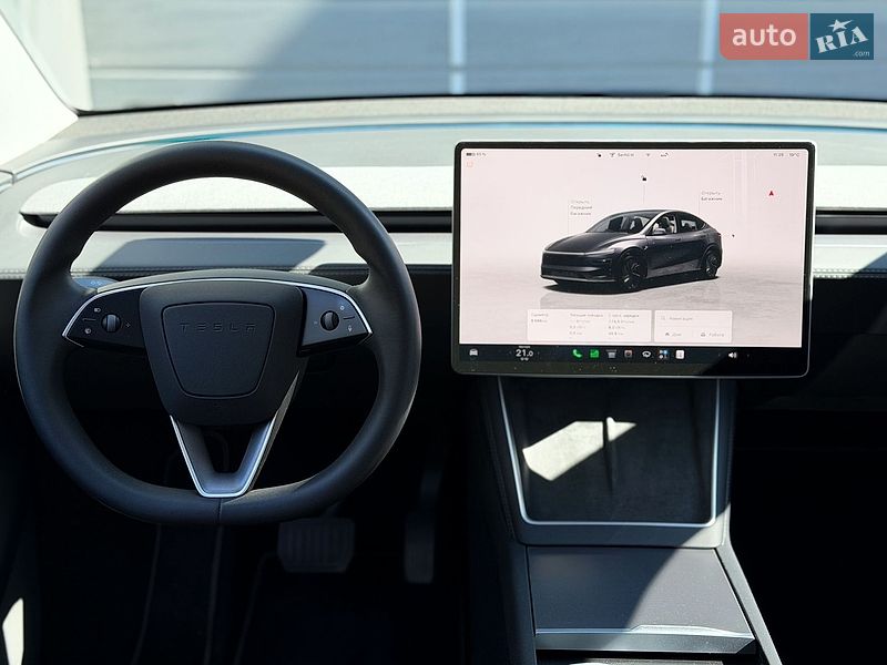 Внедорожник / Кроссовер Tesla Model Y 2025 в Киеве