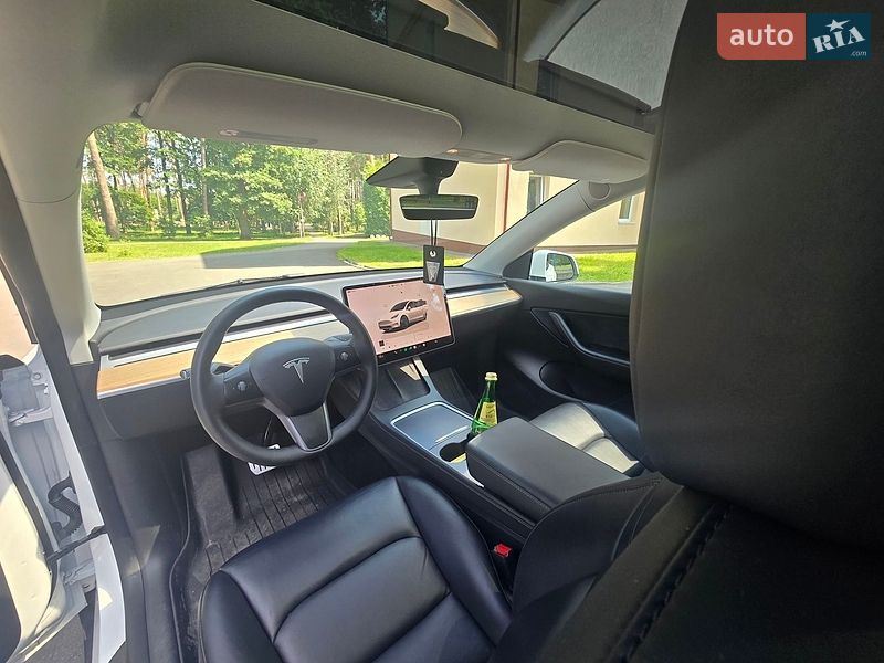 Позашляховик / Кросовер Tesla Model Y 2022 в Києві