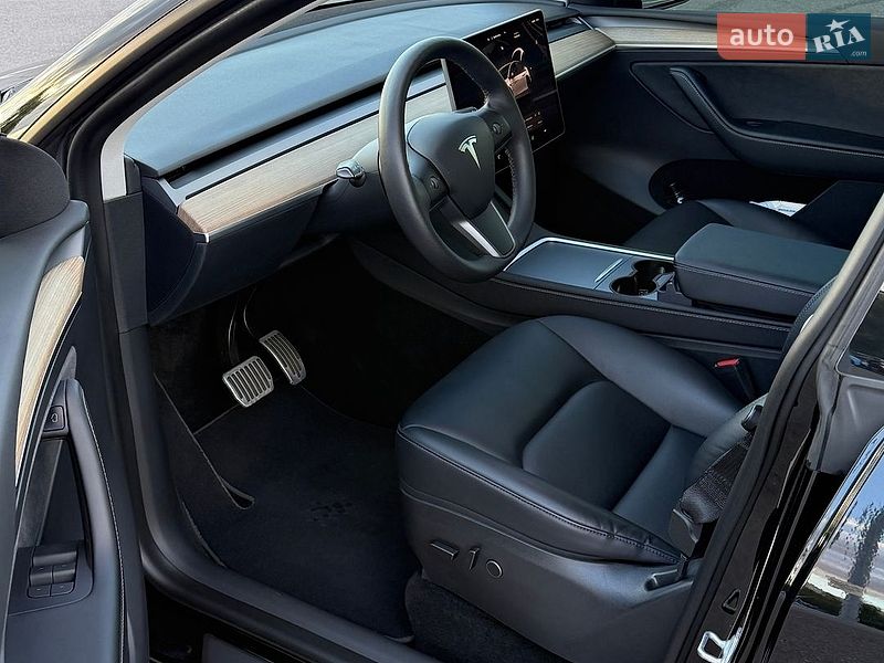 Внедорожник / Кроссовер Tesla Model Y 2022 в Днепре