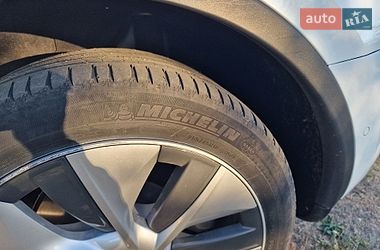 Позашляховик / Кросовер Tesla Model Y 2022 в Черкасах