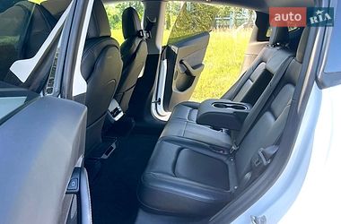 Внедорожник / Кроссовер Tesla Model Y 2021 в Чернигове