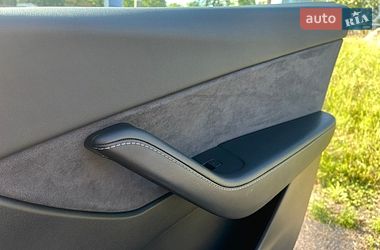 Внедорожник / Кроссовер Tesla Model Y 2021 в Чернигове