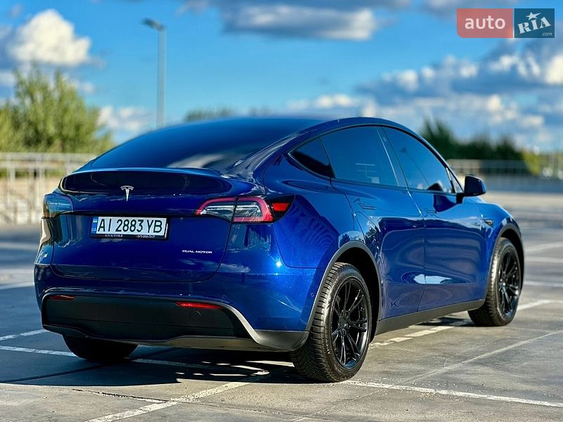 Позашляховик / Кросовер Tesla Model Y 2021 в Києві