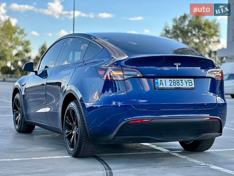 Позашляховик / Кросовер Tesla Model Y 2021 в Києві