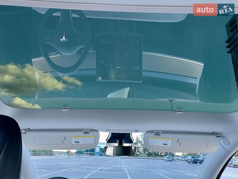 Позашляховик / Кросовер Tesla Model Y 2021 в Києві