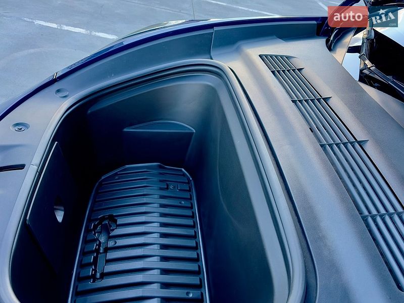 Позашляховик / Кросовер Tesla Model Y 2021 в Києві