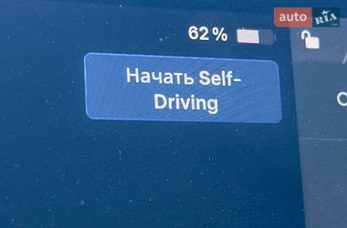 Позашляховик / Кросовер Tesla Model Y 2021 в Києві