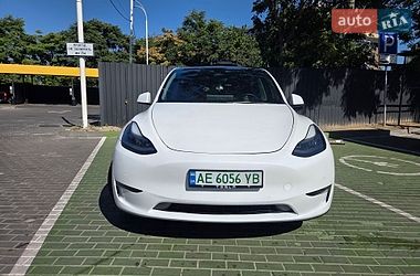 Внедорожник / Кроссовер Tesla Model Y 2021 в Днепре
