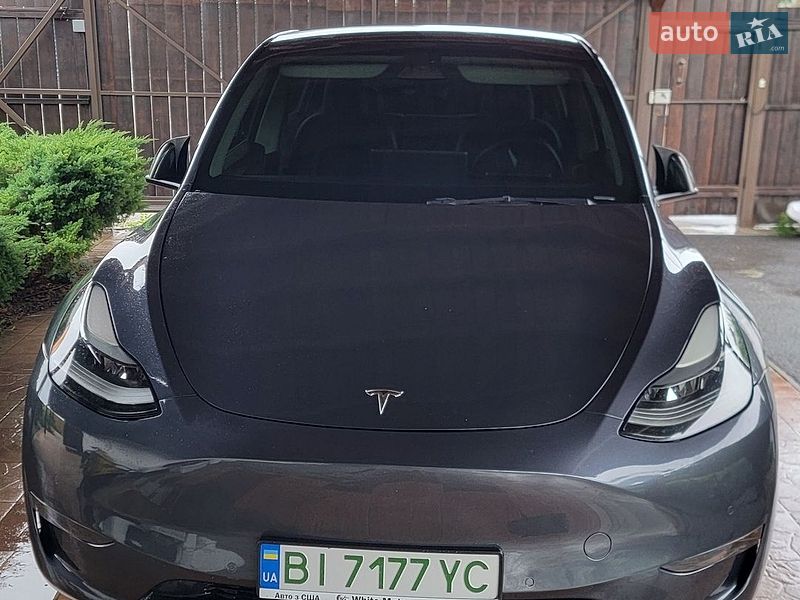 Внедорожник / Кроссовер Tesla Model Y 2022 в Полтаве