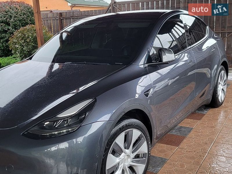 Внедорожник / Кроссовер Tesla Model Y 2022 в Полтаве