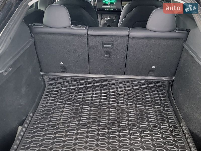 Внедорожник / Кроссовер Tesla Model Y 2022 в Полтаве