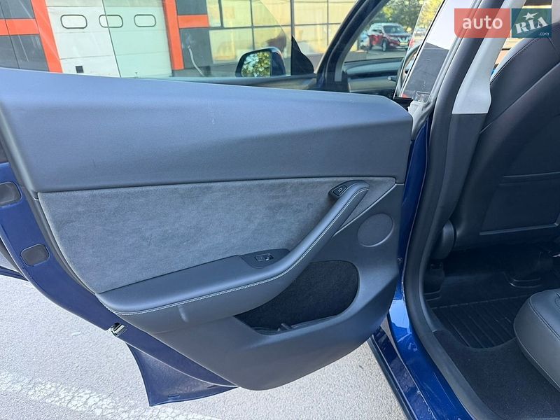 Позашляховик / Кросовер Tesla Model Y 2022 в Одесі