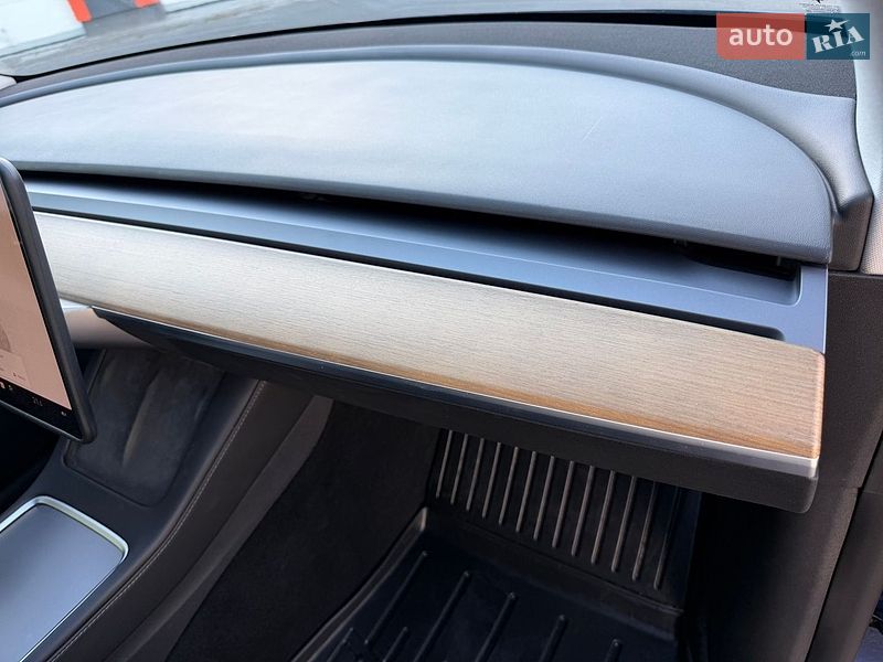 Позашляховик / Кросовер Tesla Model Y 2022 в Одесі