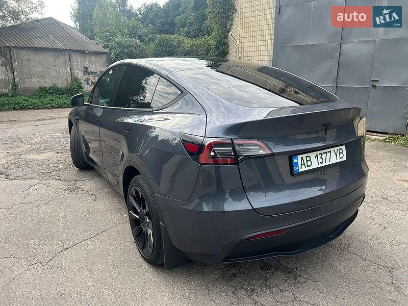 Позашляховик / Кросовер Tesla Model Y 2023 в Вінниці