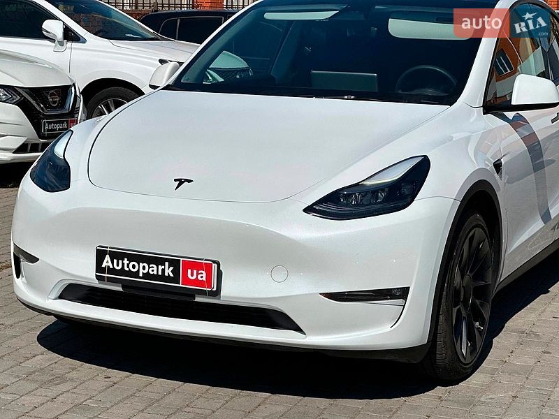 Внедорожник / Кроссовер Tesla Model Y 2024 в Одессе
