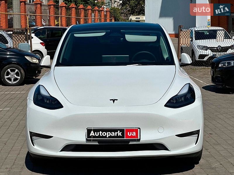 Внедорожник / Кроссовер Tesla Model Y 2024 в Одессе