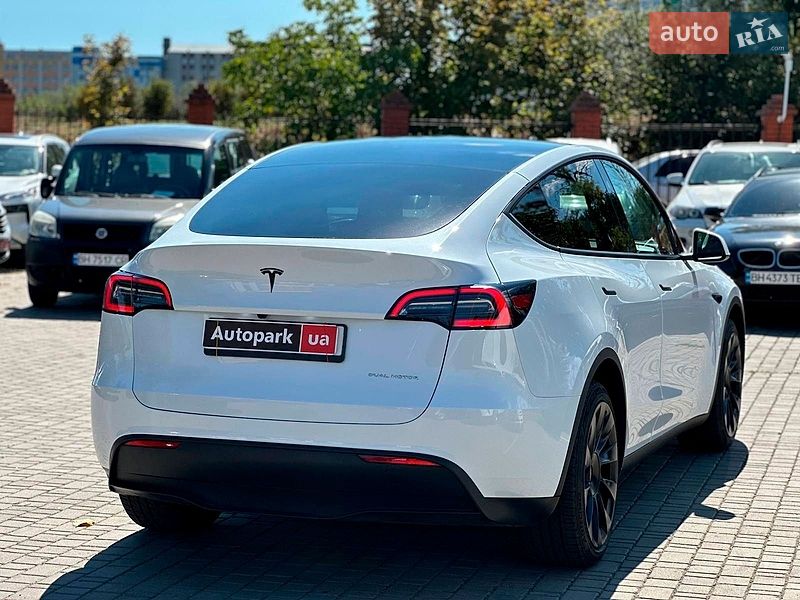Внедорожник / Кроссовер Tesla Model Y 2024 в Одессе