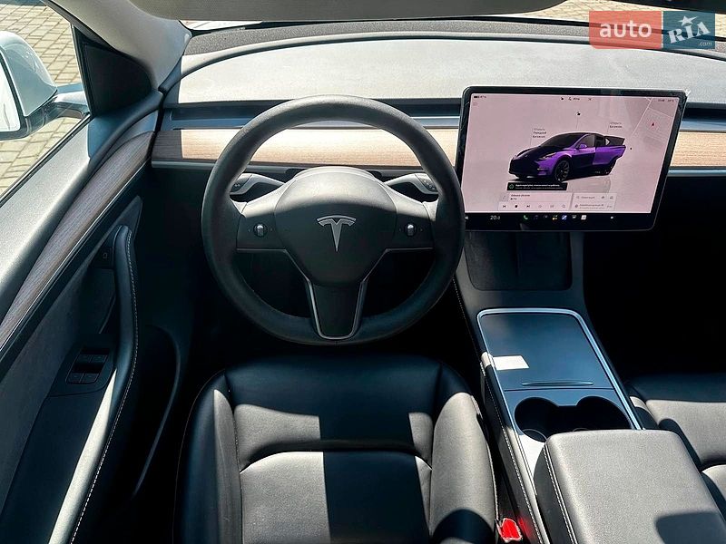 Внедорожник / Кроссовер Tesla Model Y 2024 в Одессе