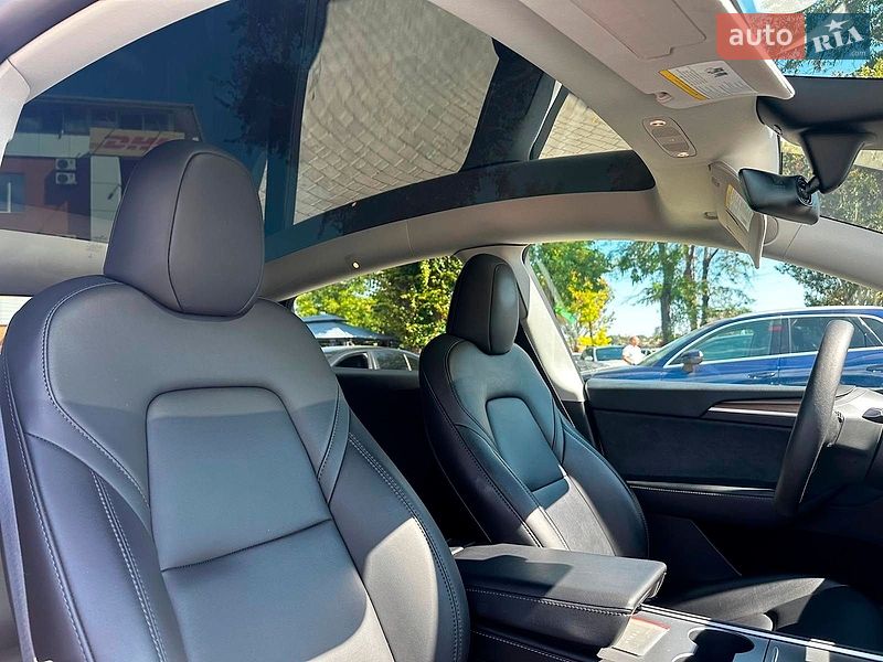 Внедорожник / Кроссовер Tesla Model Y 2024 в Одессе