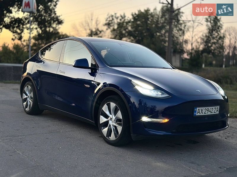 Tesla Model Y 2022 Tesla Model Y 2022