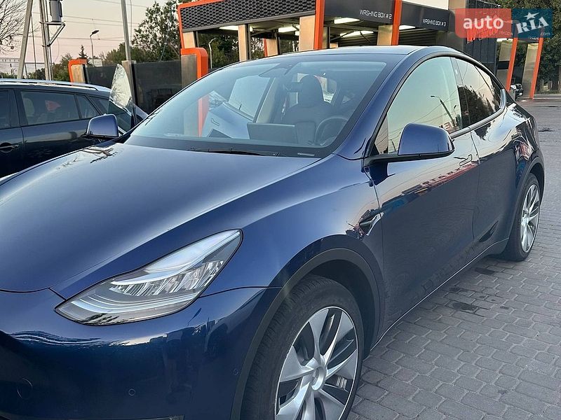 Позашляховик / Кросовер Tesla Model Y 2022 в Харкові