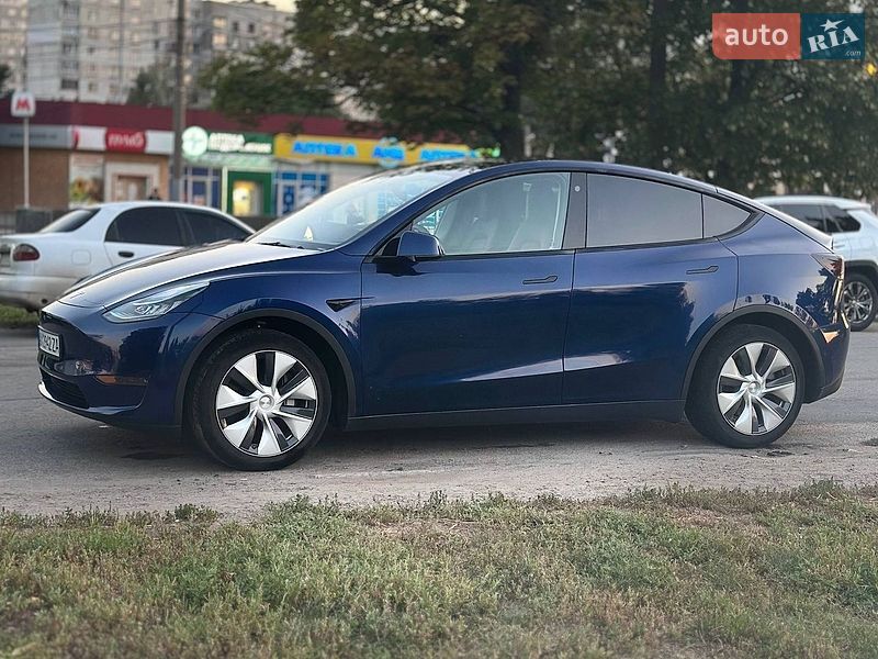 Позашляховик / Кросовер Tesla Model Y 2022 в Харкові