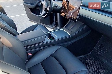 Позашляховик / Кросовер Tesla Model Y 2023 в Тернополі