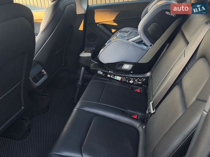 Внедорожник / Кроссовер Tesla Model Y 2022 в Гнивани